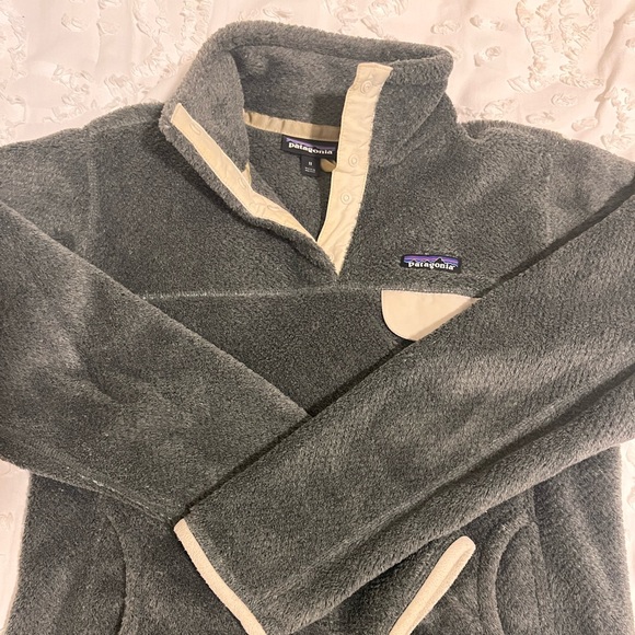 PATAGONIA Woman’s Fleece Pull Over - Picture 1 of 5